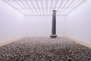 Ai Weiwei, Spouts installation, 2015.  495 x 430 cm 10,000 antique spouts from Song to Qing Dynasties. Courtesy: TANG Contemporary Art
